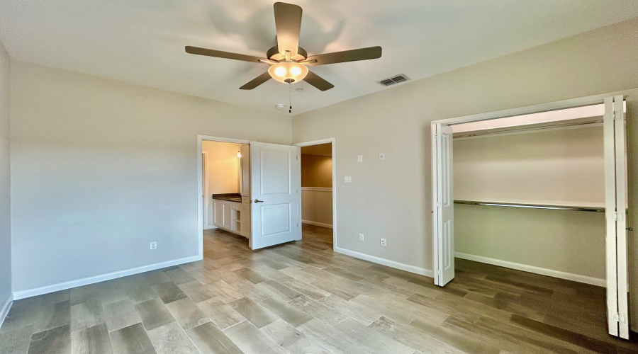 10902 International Blvd, Laredo, Texas 78045, 3 Bedrooms Bedrooms, 6 Rooms Rooms,2 BathroomsBathrooms,Residential,For Rent,10902 International Blvd,20261093