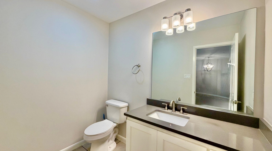 10902 International Blvd, Laredo, Texas 78045, 3 Bedrooms Bedrooms, 6 Rooms Rooms,2 BathroomsBathrooms,Residential,For Rent,10902 International Blvd,20261093