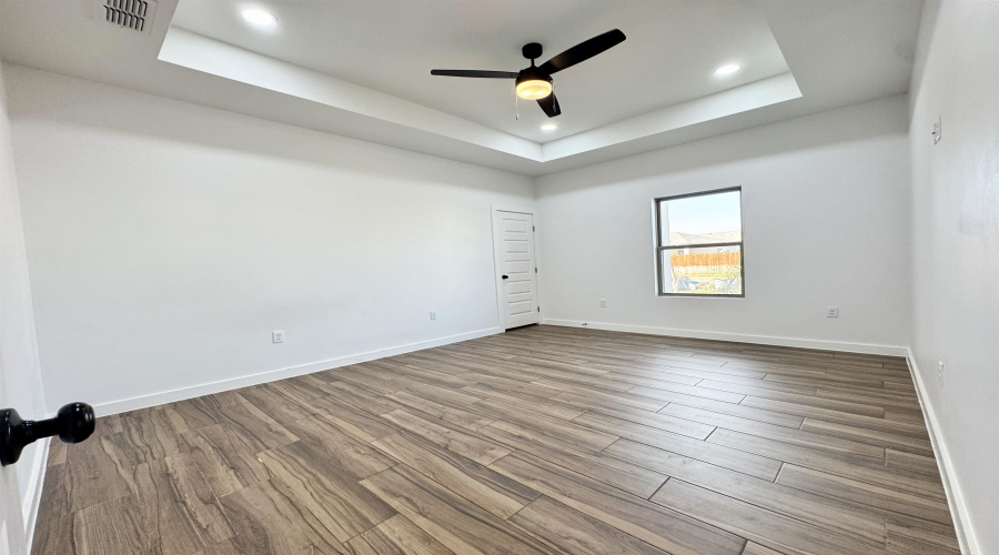 5005 Nispero Ln, Laredo, Texas 78046, 2 Bedrooms Bedrooms, 7 Rooms Rooms,2 BathroomsBathrooms,Residential,For Rent,5005 Nispero Ln,20261095