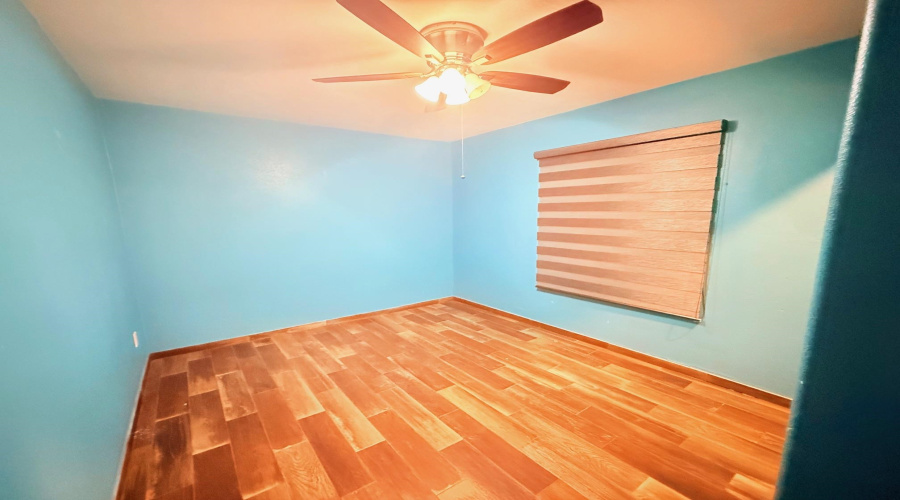 4416 Flores Ave, Laredo, Texas 78041, 3 Bedrooms Bedrooms, 5 Rooms Rooms,1 BathroomBathrooms,Residential,For Rent,4416 Flores Ave,20261099