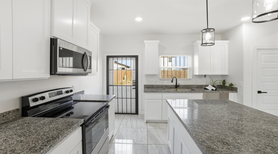 5225 Anacahuita Dr, Laredo, Texas 78046, 3 Bedrooms Bedrooms, 5 Rooms Rooms,2 BathroomsBathrooms,Residential,For Sale,5225 Anacahuita Dr,20261101