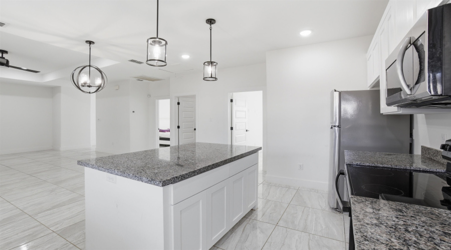 5225 Anacahuita Dr, Laredo, Texas 78046, 3 Bedrooms Bedrooms, 5 Rooms Rooms,2 BathroomsBathrooms,Residential,For Sale,5225 Anacahuita Dr,20261101