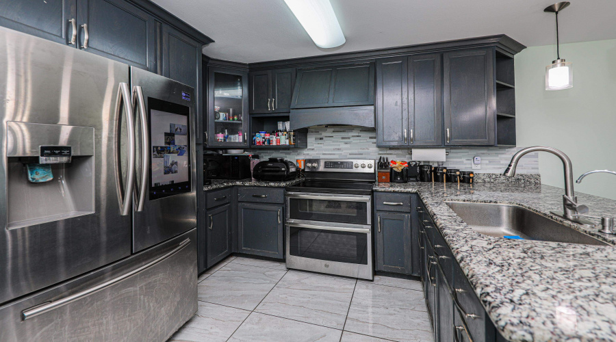 4348 Regina Dr., Laredo, Texas 78046, 4 Bedrooms Bedrooms, 7 Rooms Rooms,2 BathroomsBathrooms,Residential,For Sale,4348 Regina Dr.,20261104