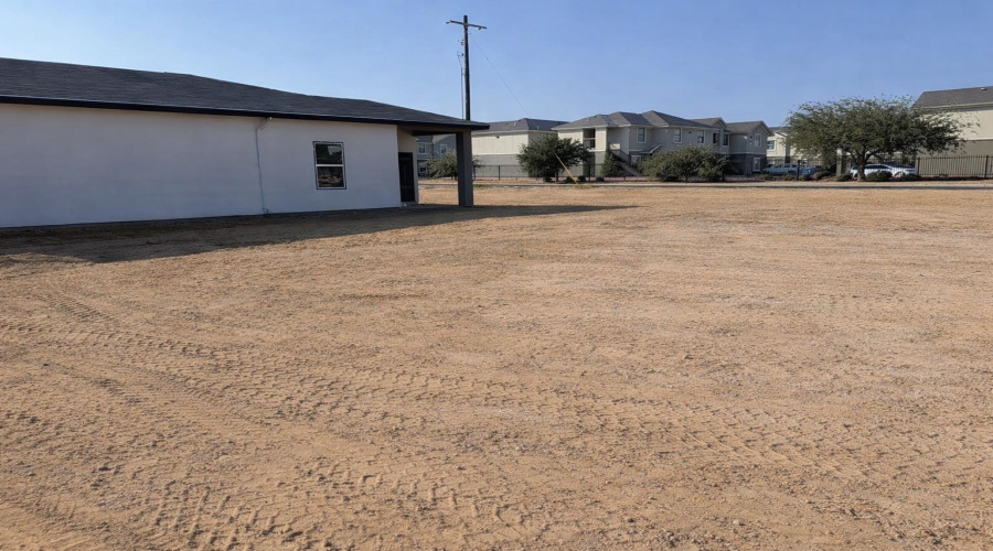 218 Lusitano Dr., LAREDO, Texas 78046, 4 Bedrooms Bedrooms, 5 Rooms Rooms,2 BathroomsBathrooms,Residential,For Sale,218 Lusitano Dr.,20261105