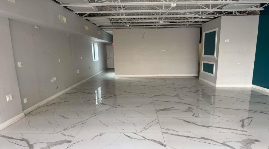 7511 McPherson Rd, LAREDO, Texas 78045-6319, 1 Room Rooms,1 BathroomBathrooms,Commercial retail/office,For Rent,7511 McPherson Rd,20261108