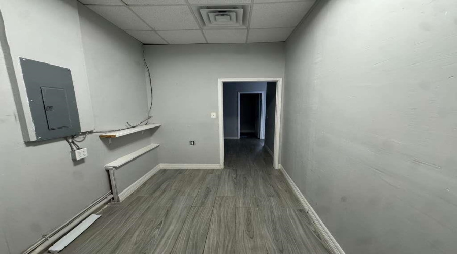 7511 McPherson Rd, LAREDO, Texas 78045-6319, 1 Room Rooms,1 BathroomBathrooms,Commercial retail/office,For Rent,7511 McPherson Rd,20261108