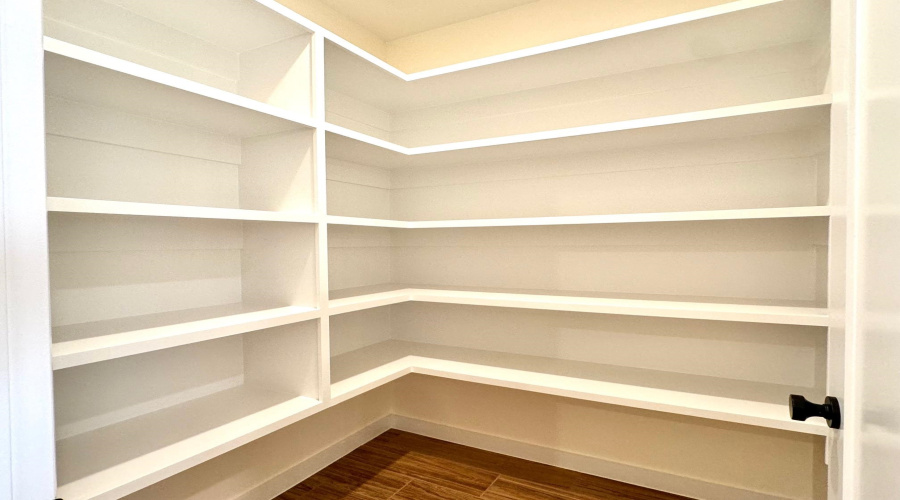 1511 Eagles LN, LAREDO, Texas 78045, 3 Bedrooms Bedrooms, 6 Rooms Rooms,2 BathroomsBathrooms,Residential,For Rent,1511 Eagles LN,20261107