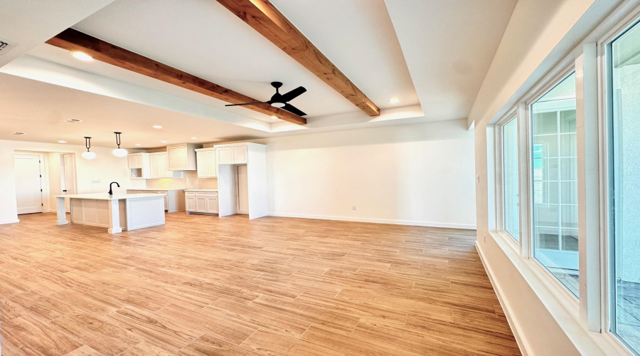 1511 Eagles LN, LAREDO, Texas 78045, 3 Bedrooms Bedrooms, 6 Rooms Rooms,2 BathroomsBathrooms,Residential,For Rent,1511 Eagles LN,20261107