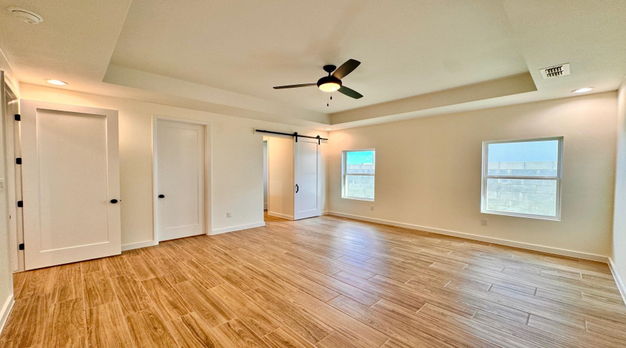 1511 Eagles LN, LAREDO, Texas 78045, 3 Bedrooms Bedrooms, 6 Rooms Rooms,2 BathroomsBathrooms,Residential,For Rent,1511 Eagles LN,20261107