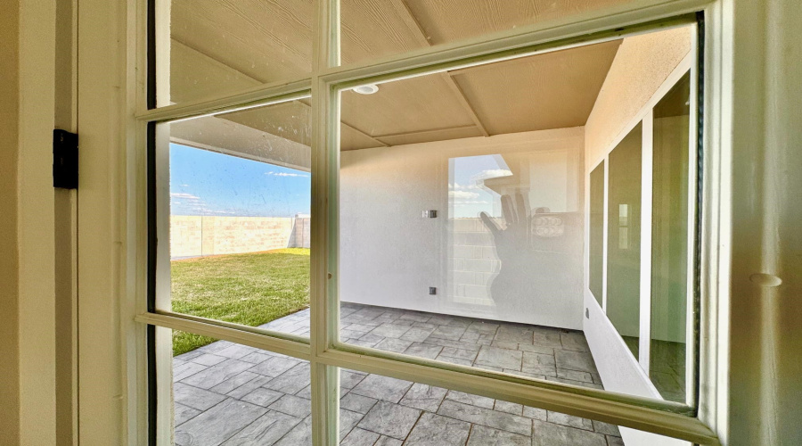 1511 Eagles LN, LAREDO, Texas 78045, 3 Bedrooms Bedrooms, 6 Rooms Rooms,2 BathroomsBathrooms,Residential,For Rent,1511 Eagles LN,20261107