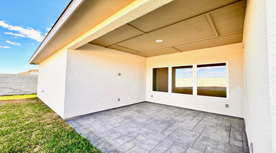 1511 Eagles LN, LAREDO, Texas 78045, 3 Bedrooms Bedrooms, 6 Rooms Rooms,2 BathroomsBathrooms,Residential,For Rent,1511 Eagles LN,20261107