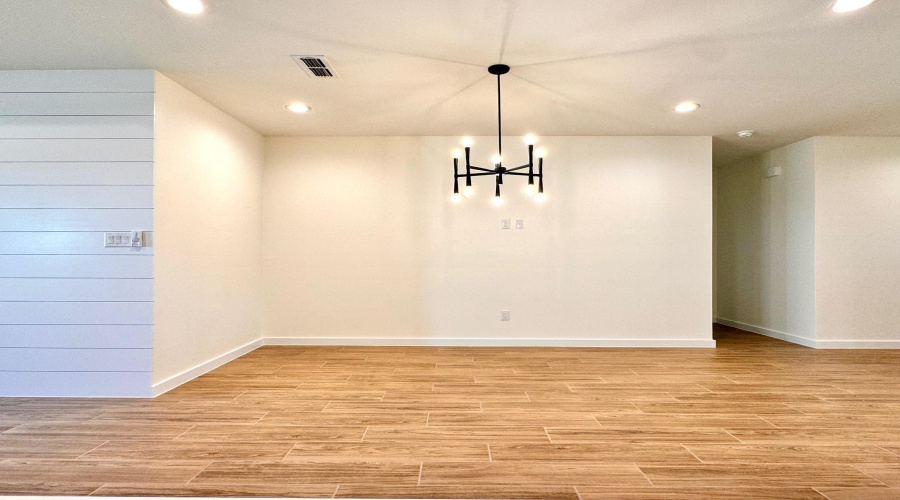 1511 Eagles LN, LAREDO, Texas 78045, 3 Bedrooms Bedrooms, 6 Rooms Rooms,2 BathroomsBathrooms,Residential,For Rent,1511 Eagles LN,20261107