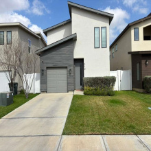 412 Deer Path Loop, Laredo, Texas 78045, 3 Bedrooms Bedrooms, 6 Rooms Rooms,2 BathroomsBathrooms,Residential,For Sale,412 Deer Path Loop,20261111