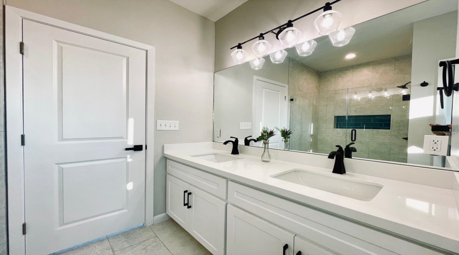 1426 Los Estribos Dr., LAREDO, Texas 78046, 3 Bedrooms Bedrooms, 5 Rooms Rooms,2 BathroomsBathrooms,Residential,For Rent,1426 Los Estribos Dr.,20261113