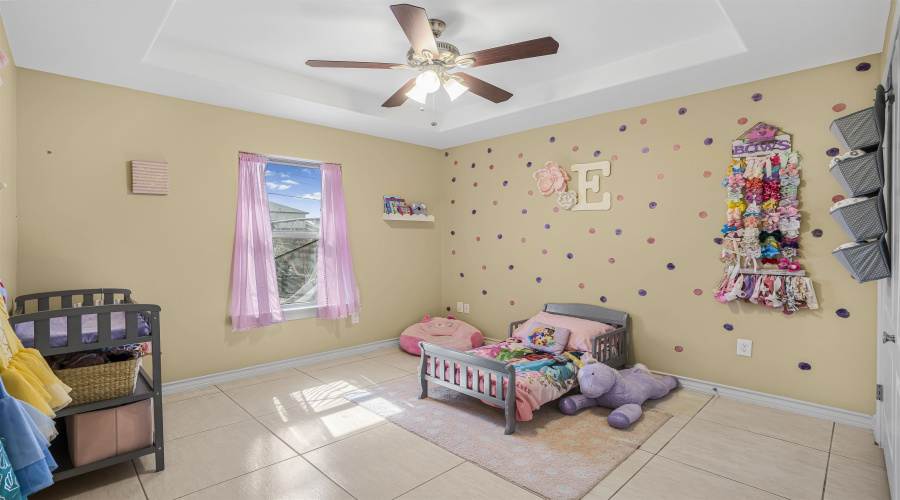 5409 Belmont Dr., Laredo, Texas 78043, 4 Bedrooms Bedrooms, 5 Rooms Rooms,2 BathroomsBathrooms,Residential,For Sale,5409 Belmont Dr.,20261115