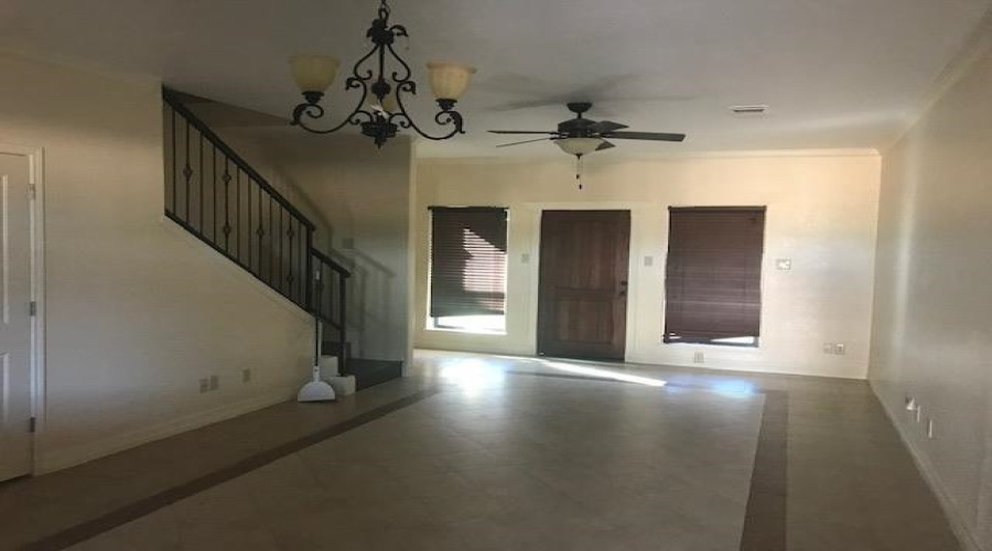 1609 Saldana Ave, LAREDO, Texas 78041, 3 Bedrooms Bedrooms, 5 Rooms Rooms,2 BathroomsBathrooms,Residential,For Rent,1609 Saldana Ave,20261116