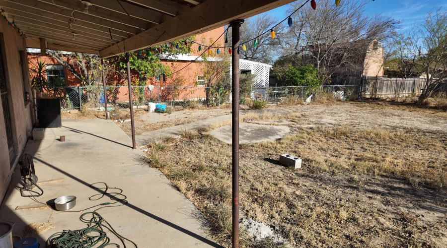 3215 Guadalupe St, LAREDO, Texas 78043, 3 Bedrooms Bedrooms, 5 Rooms Rooms,1 BathroomBathrooms,Residential,For Sale,3215 Guadalupe St,20261117