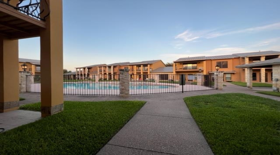 1609 Saldana Ave, LAREDO, Texas 78041, 2 Bedrooms Bedrooms, 3 Rooms Rooms,1 BathroomBathrooms,Residential,For Sale,1609 Saldana Ave,20261120