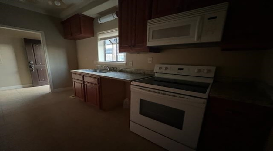 1609 Saldana Ave, LAREDO, Texas 78041, 2 Bedrooms Bedrooms, 3 Rooms Rooms,1 BathroomBathrooms,Residential,For Sale,1609 Saldana Ave,20261120