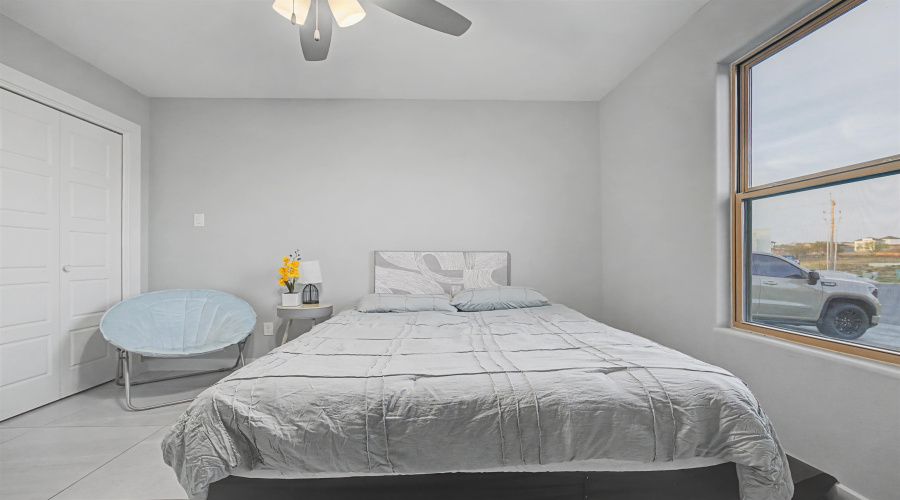 5410 Travesia Ct., Laredo, Texas 78046, 3 Bedrooms Bedrooms, 4 Rooms Rooms,2 BathroomsBathrooms,Residential,For Sale,5410 Travesia Ct.,20261122