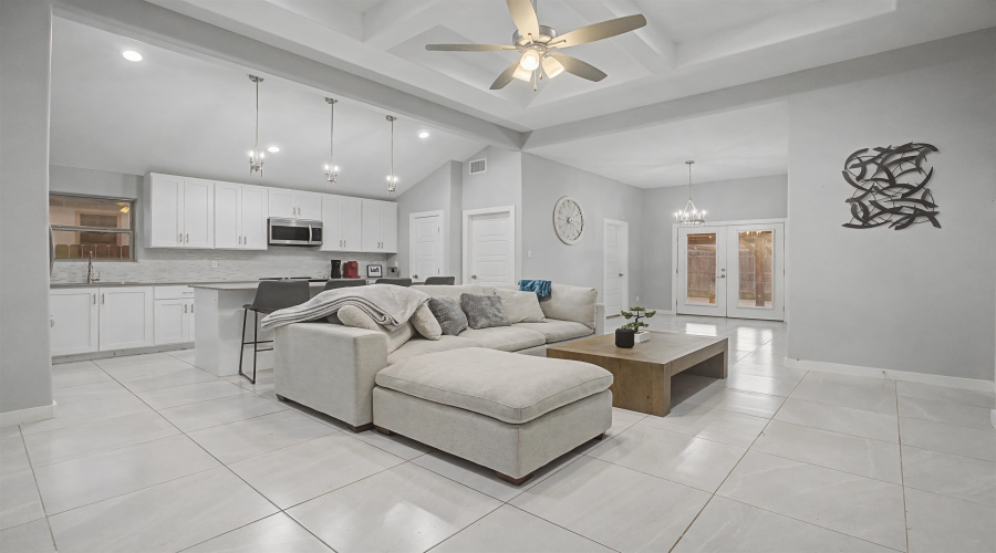 5410 Travesia Ct., Laredo, Texas 78046, 3 Bedrooms Bedrooms, 4 Rooms Rooms,2 BathroomsBathrooms,Residential,For Sale,5410 Travesia Ct.,20261122