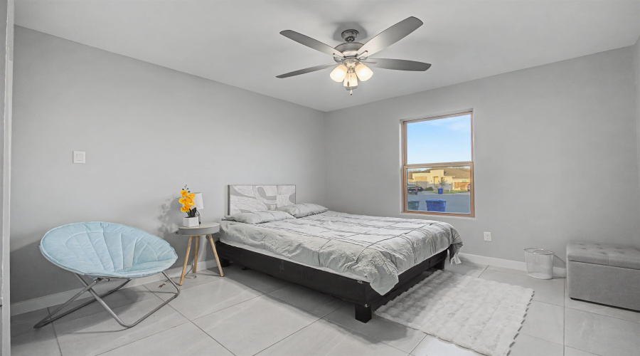 5410 Travesia Ct., Laredo, Texas 78046, 3 Bedrooms Bedrooms, 4 Rooms Rooms,2 BathroomsBathrooms,Residential,For Rent,5410 Travesia Ct.,20261123