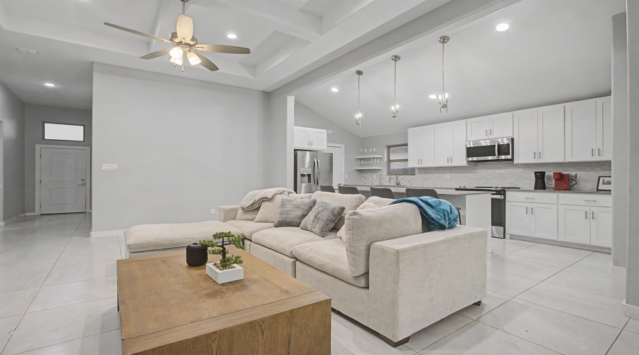 5410 Travesia Ct., Laredo, Texas 78046, 3 Bedrooms Bedrooms, 4 Rooms Rooms,2 BathroomsBathrooms,Residential,For Rent,5410 Travesia Ct.,20261123