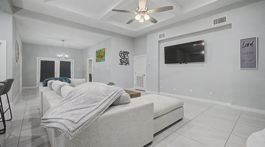 5410 Travesia Ct., Laredo, Texas 78046, 3 Bedrooms Bedrooms, 4 Rooms Rooms,2 BathroomsBathrooms,Residential,For Rent,5410 Travesia Ct.,20261123