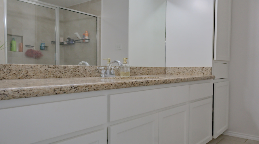 4305 Alina Dr., Laredo, Texas 78046, 3 Bedrooms Bedrooms, 5 Rooms Rooms,2 BathroomsBathrooms,Residential,For Rent,4305 Alina Dr.,20261125