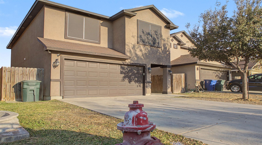 4305 Alina Dr., Laredo, Texas 78046, 3 Bedrooms Bedrooms, 5 Rooms Rooms,2 BathroomsBathrooms,Residential,For Rent,4305 Alina Dr.,20261125