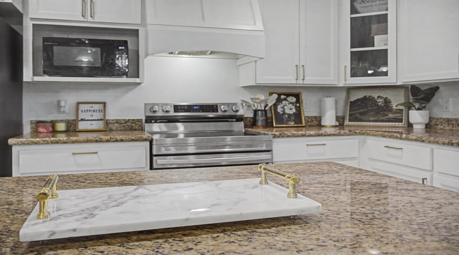 4305 Alina Dr., Laredo, Texas 78046, 3 Bedrooms Bedrooms, 5 Rooms Rooms,2 BathroomsBathrooms,Residential,For Rent,4305 Alina Dr.,20261125