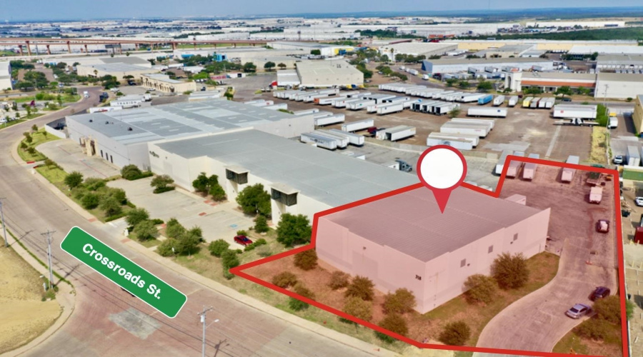 318 Crossroads St, Laredo, Texas 78045, 1 Bedroom Bedrooms, 1 Room Rooms,2 BathroomsBathrooms,Commercial/industrial,For Rent,318 Crossroads St,20261134