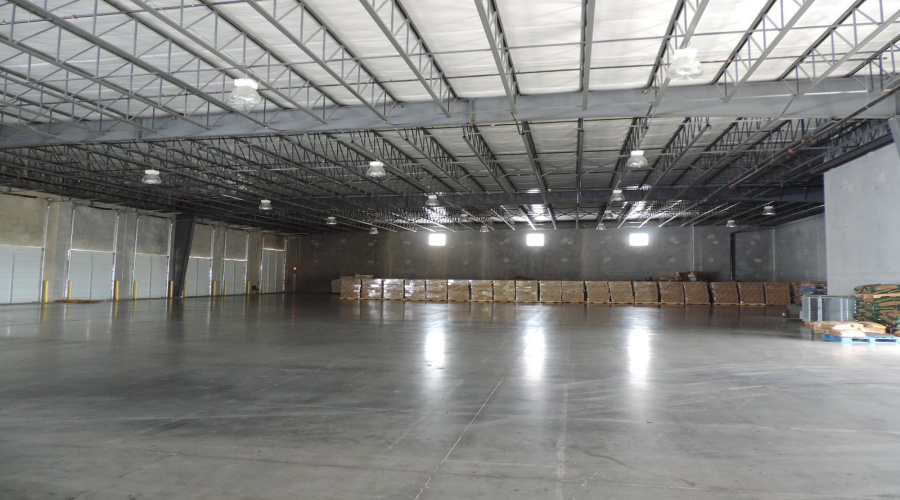 318 Crossroads St, Laredo, Texas 78045, 1 Bedroom Bedrooms, 1 Room Rooms,2 BathroomsBathrooms,Commercial/industrial,For Rent,318 Crossroads St,20261134