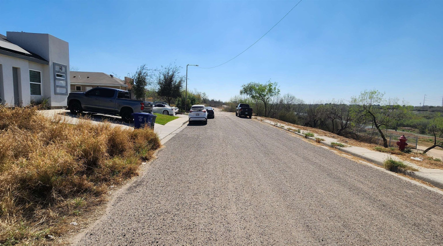 431 Riverview Dr, Laredo, Texas 78046, ,Land,For Sale,431 Riverview Dr,20261141