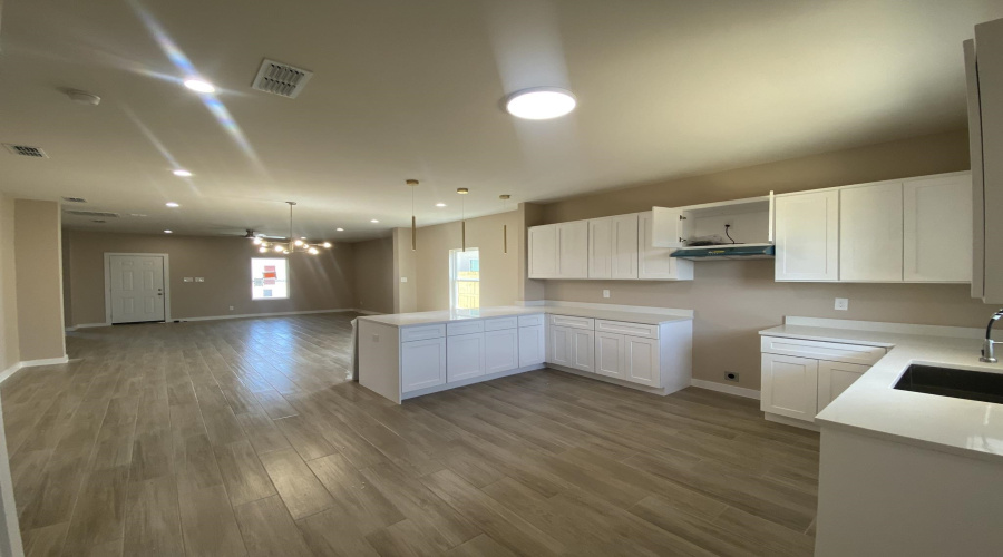 5218 Curuba Dr., LAREDO, Texas 78046, 3 Bedrooms Bedrooms, 4 Rooms Rooms,2 BathroomsBathrooms,Residential,For Sale,5218 Curuba Dr.,20261131