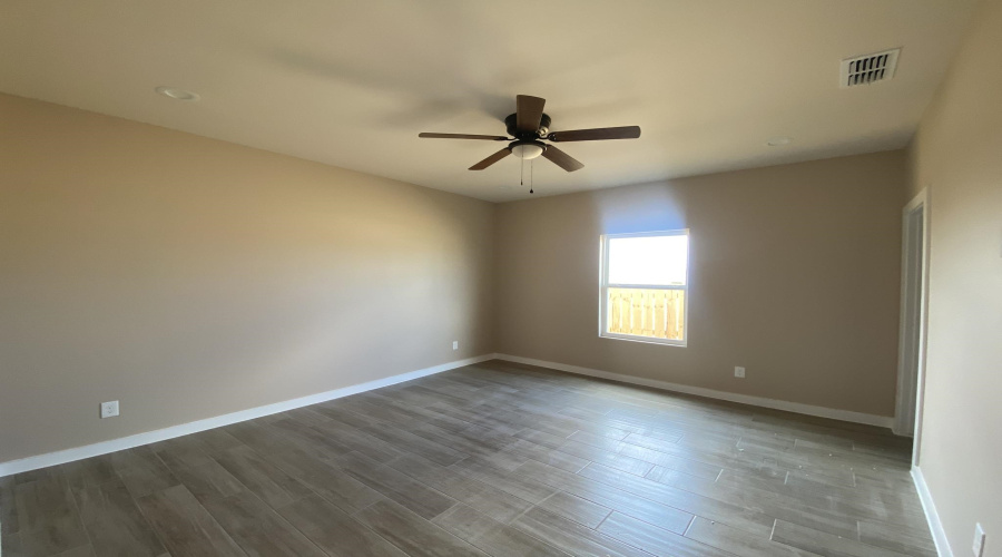 5218 Curuba Dr., LAREDO, Texas 78046, 3 Bedrooms Bedrooms, 4 Rooms Rooms,2 BathroomsBathrooms,Residential,For Sale,5218 Curuba Dr.,20261131