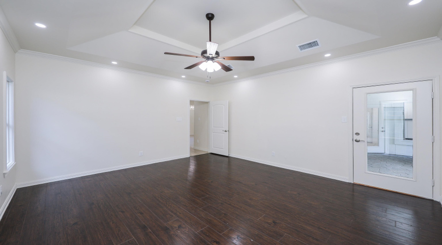 6631 Grande Bay Dr, Laredo, Texas 78041, 4 Bedrooms Bedrooms, 8 Rooms Rooms,3 BathroomsBathrooms,Residential,For Sale,6631 Grande Bay Dr,20261133