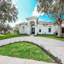 6631 Grande Bay Dr, Laredo, Texas 78041, 4 Bedrooms Bedrooms, 8 Rooms Rooms,3 BathroomsBathrooms,Residential,For Sale,6631 Grande Bay Dr,20261133