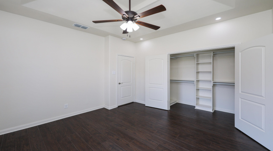 6631 Grande Bay Dr, Laredo, Texas 78041, 4 Bedrooms Bedrooms, 8 Rooms Rooms,3 BathroomsBathrooms,Residential,For Sale,6631 Grande Bay Dr,20261133