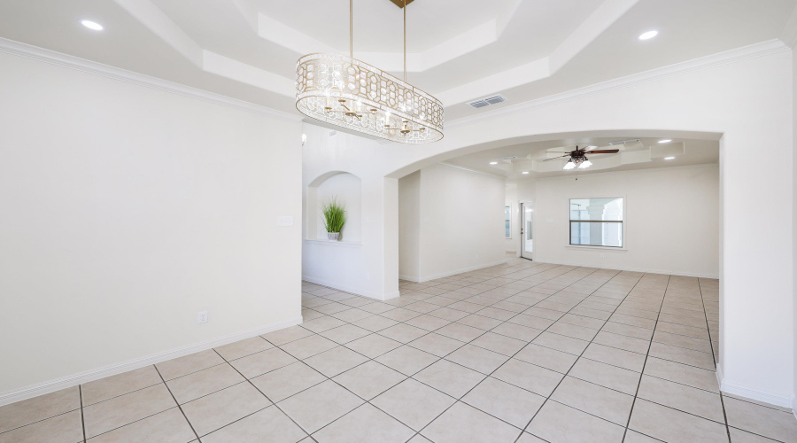 6631 Grande Bay Dr, Laredo, Texas 78041, 4 Bedrooms Bedrooms, 8 Rooms Rooms,3 BathroomsBathrooms,Residential,For Sale,6631 Grande Bay Dr,20261133