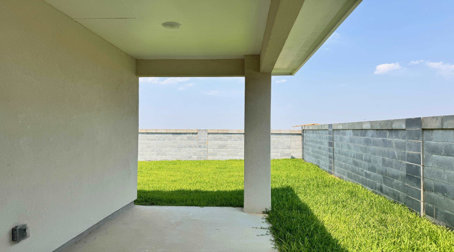 1405 Eagles LN, LAREDO, Texas 78045, 3 Bedrooms Bedrooms, 5 Rooms Rooms,2 BathroomsBathrooms,Residential,For Rent,1405 Eagles LN,20261137