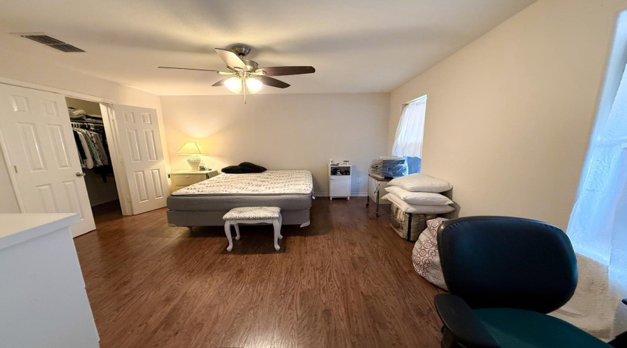 2103 Dorado Dr, Laredo, Texas 78046, 3 Bedrooms Bedrooms, 4 Rooms Rooms,2 BathroomsBathrooms,Residential,For Sale,2103 Dorado Dr,20261138