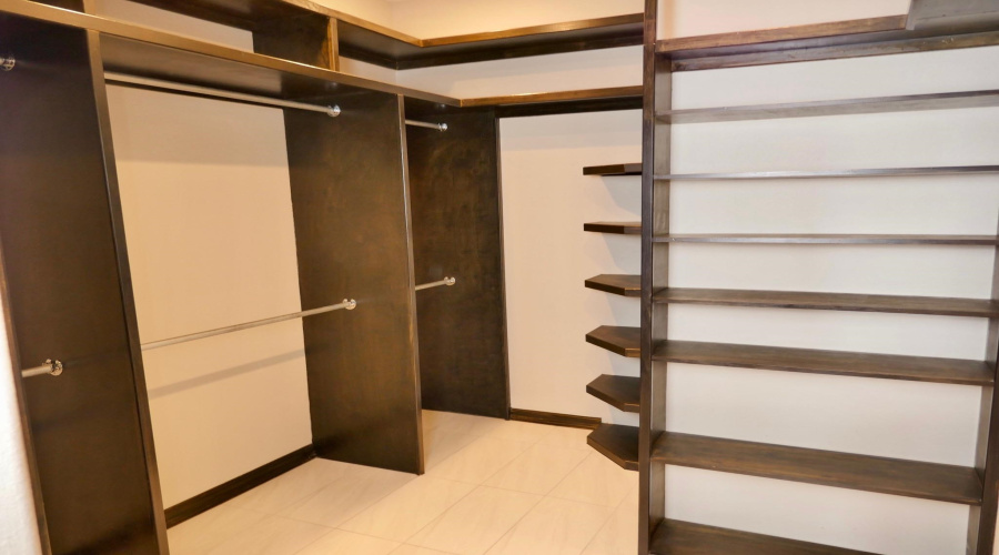 406 Jordan Dr, Laredo, Texas 78041-9141, 4 Bedrooms Bedrooms, 11 Rooms Rooms,4 BathroomsBathrooms,Residential,For Sale,406 Jordan Dr,20261139