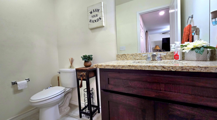 2207 Durazno Ct., Laredo, Texas 78046-0000, 4 Bedrooms Bedrooms, 7 Rooms Rooms,2 BathroomsBathrooms,Residential,For Sale,2207 Durazno Ct.,20261144