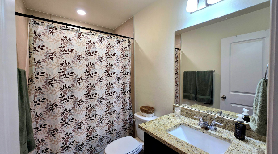 2207 Durazno Ct., Laredo, Texas 78046-0000, 4 Bedrooms Bedrooms, 7 Rooms Rooms,2 BathroomsBathrooms,Residential,For Sale,2207 Durazno Ct.,20261144