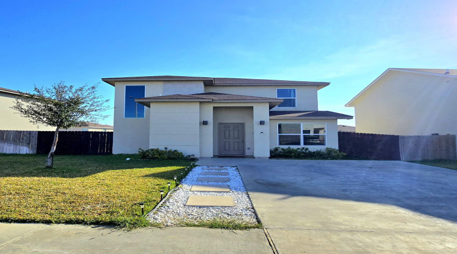2207 Durazno Ct., Laredo, Texas 78046-0000, 4 Bedrooms Bedrooms, 7 Rooms Rooms,2 BathroomsBathrooms,Residential,For Sale,2207 Durazno Ct.,20261144