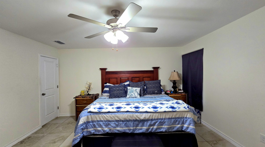 2207 Durazno Ct., Laredo, Texas 78046-0000, 4 Bedrooms Bedrooms, 7 Rooms Rooms,2 BathroomsBathrooms,Residential,For Sale,2207 Durazno Ct.,20261144