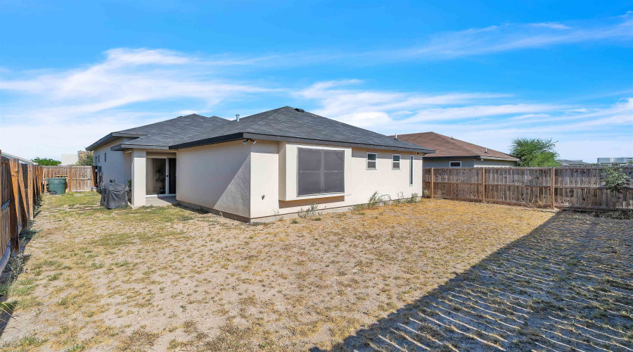 508 Cienega Lane, Laredo, Texas 78046, 3 Bedrooms Bedrooms, 5 Rooms Rooms,2 BathroomsBathrooms,Residential,For Sale,508 Cienega Lane,20261148