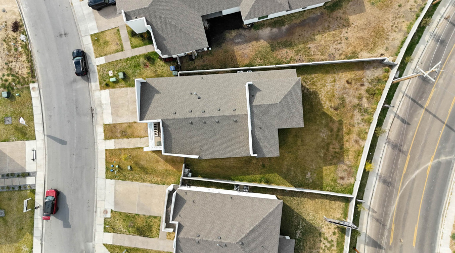 3924 Sun Valley Dr., Laredo, Texas 78045, 4 Bedrooms Bedrooms, 5 Rooms Rooms,3 BathroomsBathrooms,Residential,For Sale,3924 Sun Valley Dr.,20261149