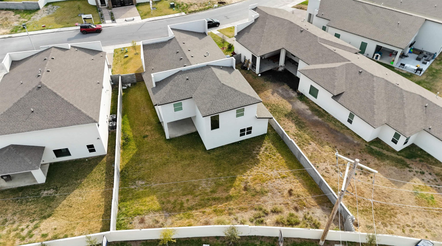 3924 Sun Valley Dr., Laredo, Texas 78045, 4 Bedrooms Bedrooms, 5 Rooms Rooms,3 BathroomsBathrooms,Residential,For Sale,3924 Sun Valley Dr.,20261149